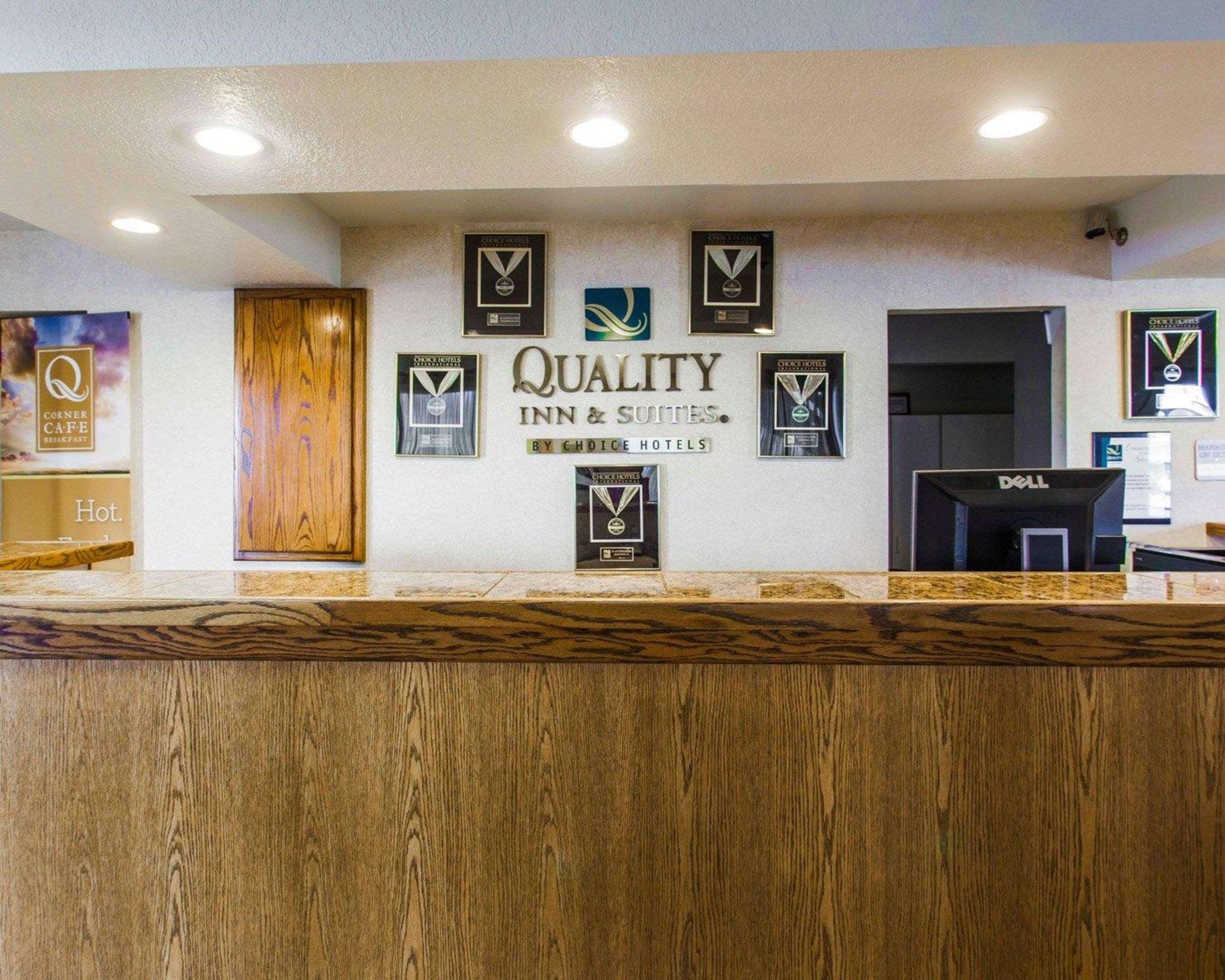 Quality Inn & Suites Goldendale Exterior photo